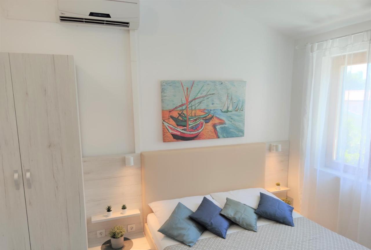 Apartments Riba Vis Habitación foto